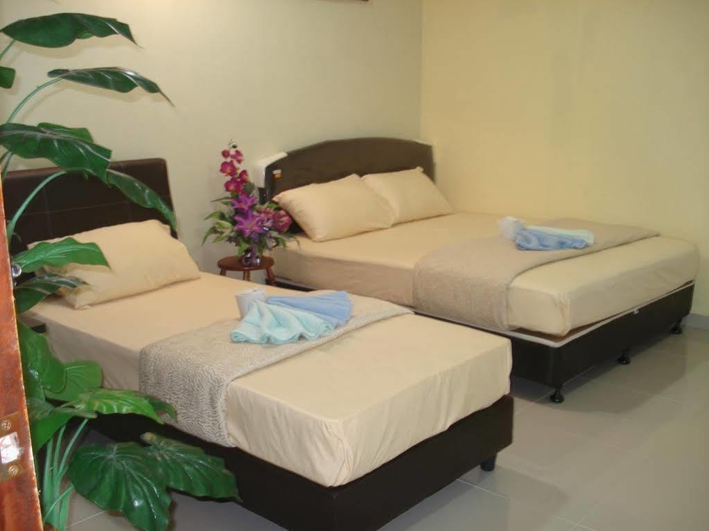 Casavilla Travellers Lodge Taiping Buitenkant foto
